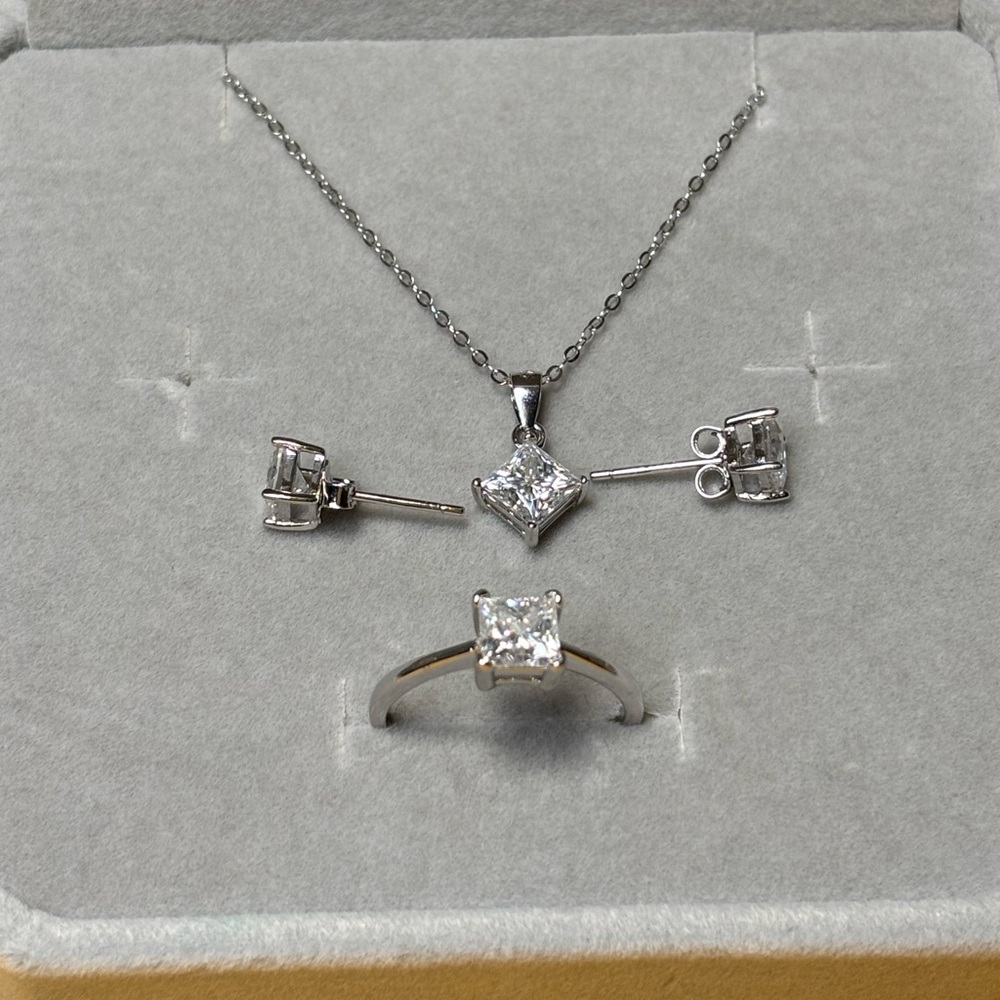 Moissanite Sterling Silver Jewelry Set. Ring is adjustable. NIB. Retail $1500 - Picture 2 of 3